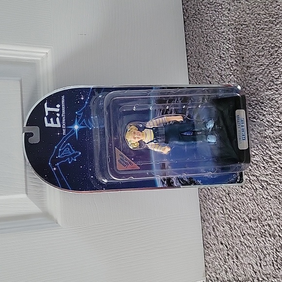 Other - Gertie Figure ET